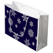 Kerstmis Snowflake Holiday Navy Blue Large Cadeautasje (Voorkant Gekanteld)