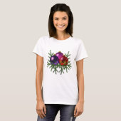Kerstmis T-Shirt - Ornamenten en pine (Voorkant volledig)