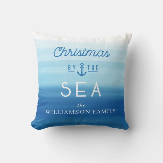 Kerstmis van de Zee Coast Blue Ombre Typographic Kussen (Voorkant)
