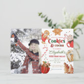 Kerstmis verjaardag koekjes en cacao Feestelijk Kaart (Staand voorkant)