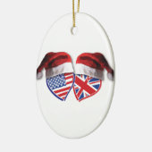 Kerstmis, VS en VK Vlag Hoorkelingen met kerstmand Keramisch Ornament (Links)