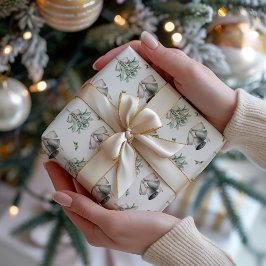 Kerstmismaretak en zilveren klokken cadeaupapier