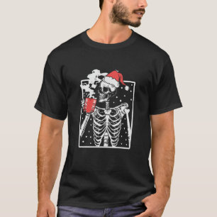Kerstmisskelet met lachende grappige Drink Cof T-shirt