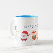 kerstmok met kerstman en schattige diervrienden tweekleurige koffiemok (Voorkant links)