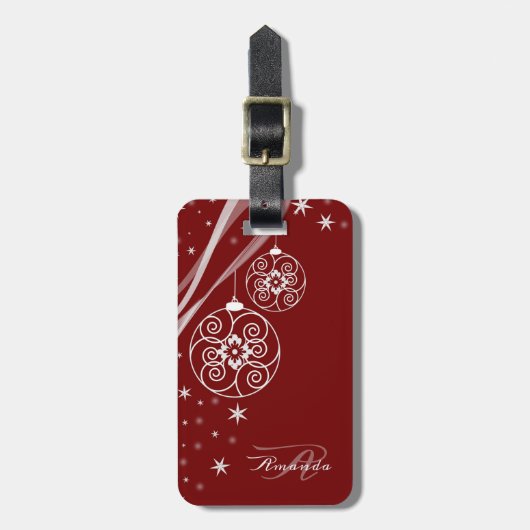 Kerstmonogram Witte Ornamenten Rode Elegante Bagagelabel (Voorkant verticaal)