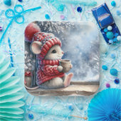 Kerstmuis in het raam met warme cacao papieren bordje (Feest)