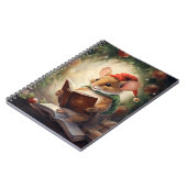 Kerstmuis lezend notitieboek (Linkerzijde)