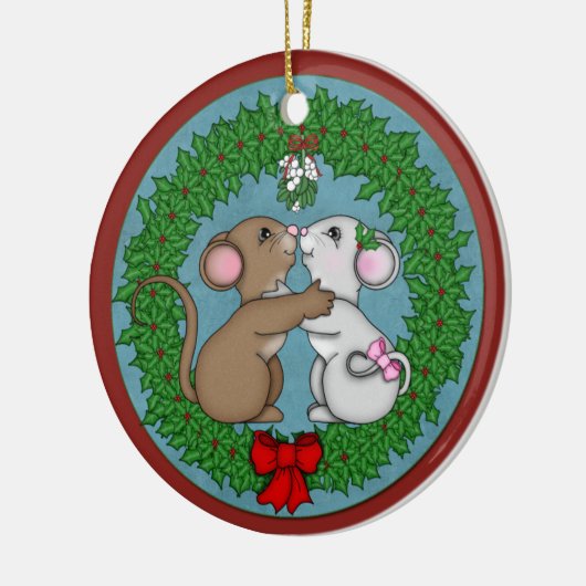 Kerstmuizen met maîtletoe keramisch ornament (Links)