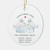 Kerstnaadfamilie van zes keramische siervoorwerpen keramisch ornament (Links)