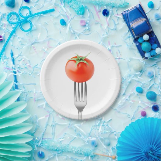 Kerstomaat op een vork papieren bordje (Feest)