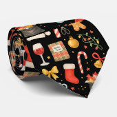 Kerstornament en spullen stropdas (Opgerold)