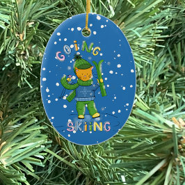 Kerstornament van kat die skiet gaat keramisch ornament