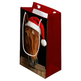 Kerstpaard in stalvenster klein cadeauzakje