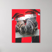 kerstpaarden met kerstcadeautjes Petten Canvas Afdruk (Voorkant)