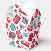 Kerstpakketten met rode en blauwe retro bedankdoosjes (Geopend)