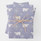 Kerstpatroon met polaire beren en sneeuwvlokken inpakpapier vel (In situ)