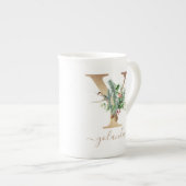 kerstpine Red Berries Gold Monogram Y Porselein Kop (Voorkant rechts)