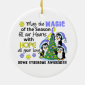 Kerstpinguïn Down Syndrome Keramisch Ornament (Achterkant)