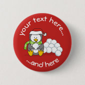 Kerstpinguïn met sneeuwballen ronde button 5,7 cm (Voorkant)