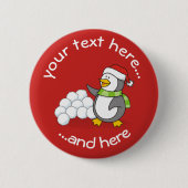 Kerstpinguïn met sneeuwballen ronde button 5,7 cm (Voorkant)