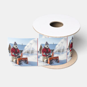 Kerstpoolbeer die een sneeuwblazer duwt satijnen lint