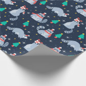 Kerstracoons Cadeaupapier (Hoek)