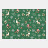 Kerstrein Deer en Red Berries Natuur Groen Inpakpapier Vel (Voorkant)