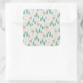 Kerstrender in het Evergreen Winter Forest Vierkante Sticker (Tas)