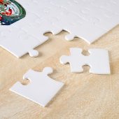 Kerstrode vrachtwagen met kerstboom en cadeau legpuzzel (Zijkant)