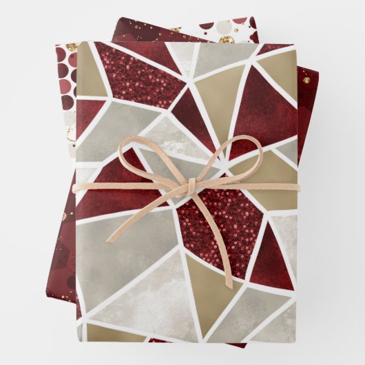 Kerstrood goudluxe geometrisch patroon inpakpapier vel (In situ)