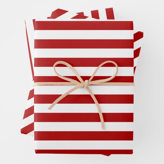 Kerstrood met witte streep inpakpapier vel (In situ)