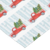 Kerstroodbedekking vrachtwagen op een sneeuwweg tafelkleed (Gekanteld)