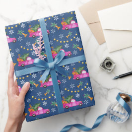 Kerstroze vrachtwagen met boom en wensen cadeaupapier