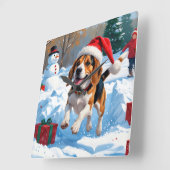 Kerstscene met Beagle in sneeuw Vierkante Klok (Hoek)