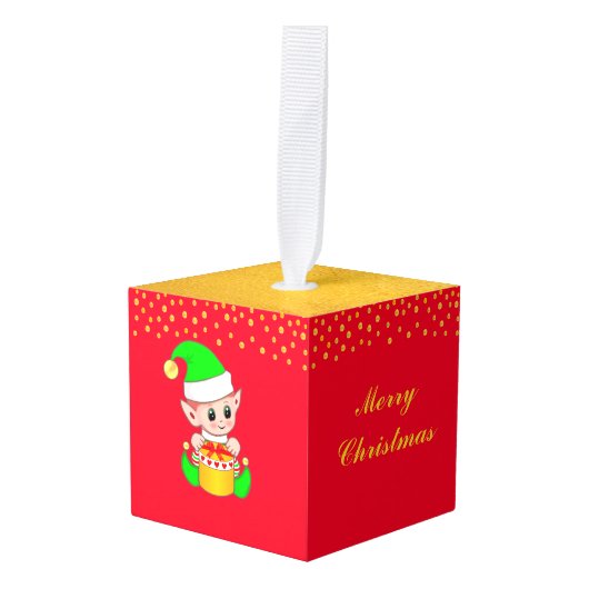 Kerstschatje op rood en goud decoratie (Voorkant hoekig)