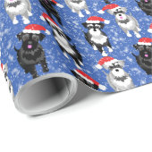 Kerstschnauzers in Santa Hats Blue Snowflakes Cadeaupapier (Rol Hoek)