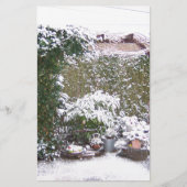 Kerstseizoen, sneeuw in de tuin briefpapier (Voorkant)