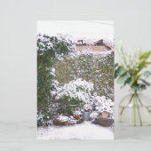 Kerstseizoen, sneeuw in de tuin briefpapier (Staand voorkant)