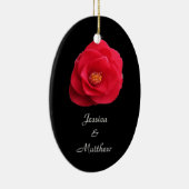 kerstsierbloem met rode kamellia keramisch ornament (Rechts)