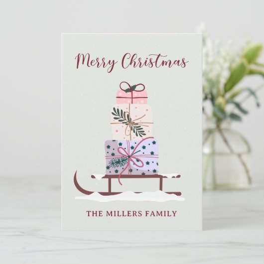 Kerstslee vol met cadeaus, lichtgroen feestdagenkaart (Staand voorkant)