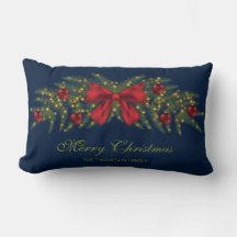 Kerstslinger met een rode strik en kerstballen