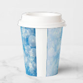 Kerstsneeuwvlokken op een blauwe achtergrond papieren bekers (Rechts)