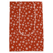 Kerstsneeuwvlokken rode en witte tas medium cadeauzakje (Achterkant)