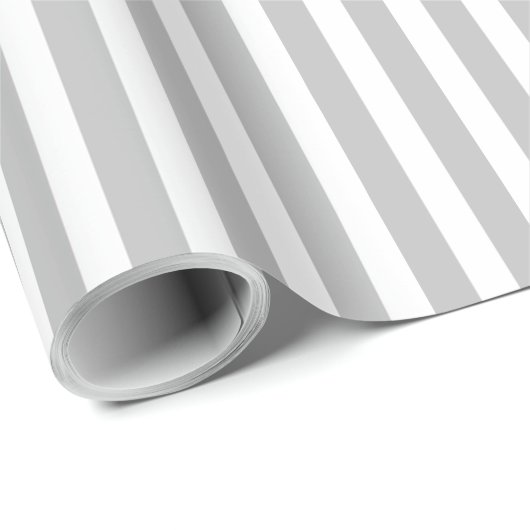 Kerstsnoepstaven in het wit en zilver cadeaupapier (Rol Hoek)