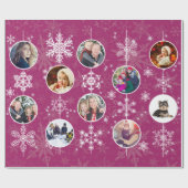 kerstsnowflakes Favoriete familie Foto Fuchsia Cadeaupapier (Vlak)