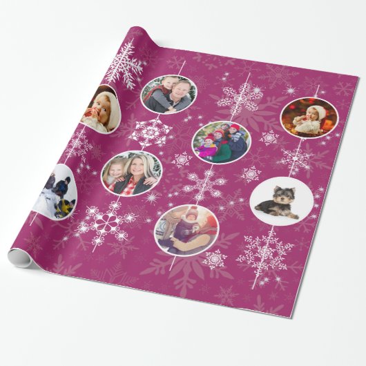 kerstsnowflakes Favoriete familie Foto Fuchsia Cadeaupapier (Uitgerold)