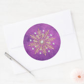 kerstsnowflakes, Paars en goud Ronde Sticker (Envelop)
