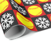 Kerstsoftbal Rood en zwart Snowflake Patroon Cadeaupapier (Rol Hoek)