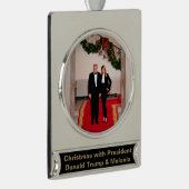 Kerststappen President Donald Trump & Melania Verzilverd Banner Ornament (Rechts)