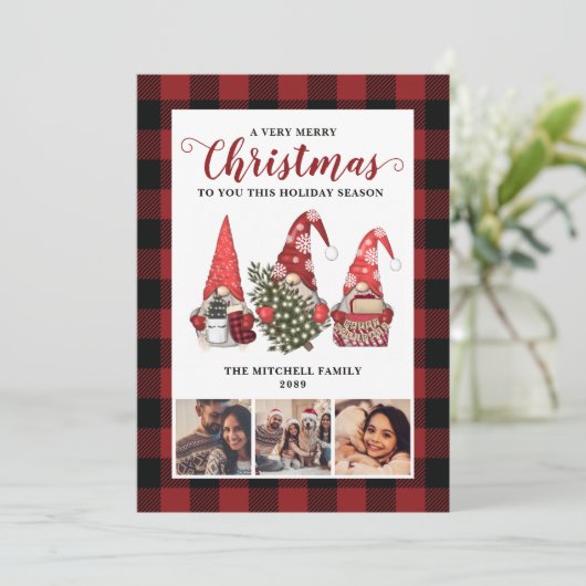 Kersttuin Gnome Buffalo Plaid Rustieke Pine Feestdagenkaart (Staand voorkant)